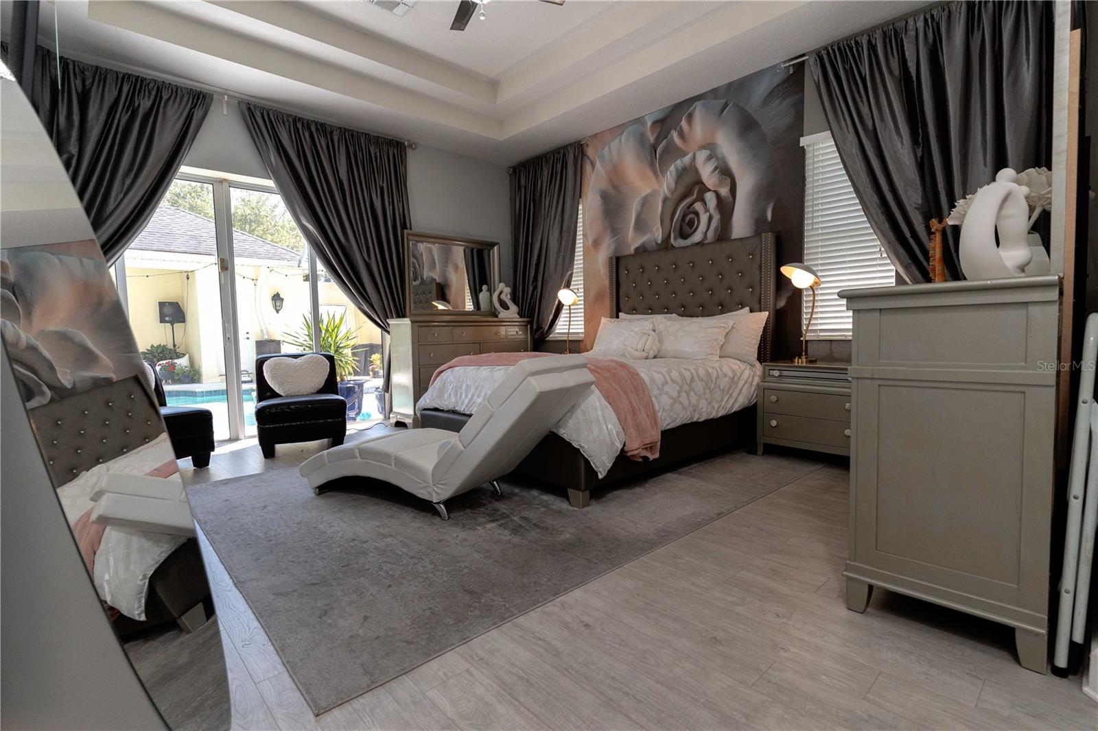 Image 28 of 44 For 19930 Dolores Ann Court