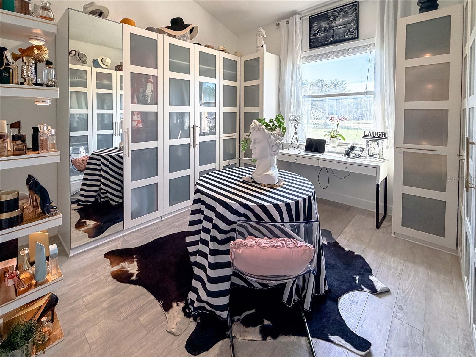 Image 35 of 44 For 19930 Dolores Ann Court