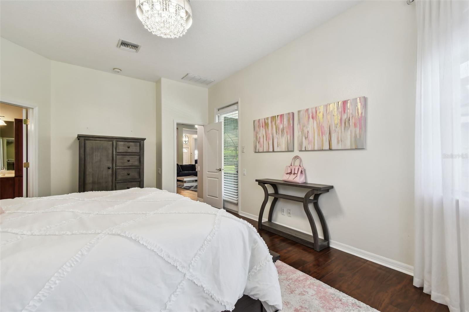 Image 36 of 96 For 3025 Naughton Way