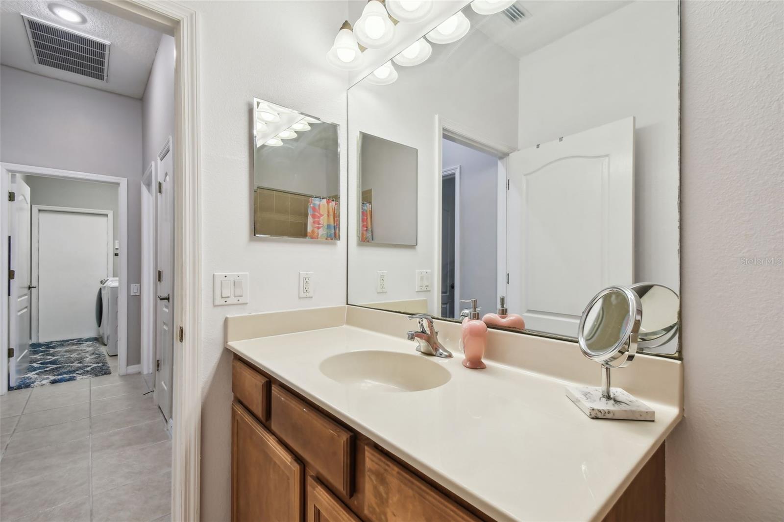 Image 51 of 96 For 3025 Naughton Way