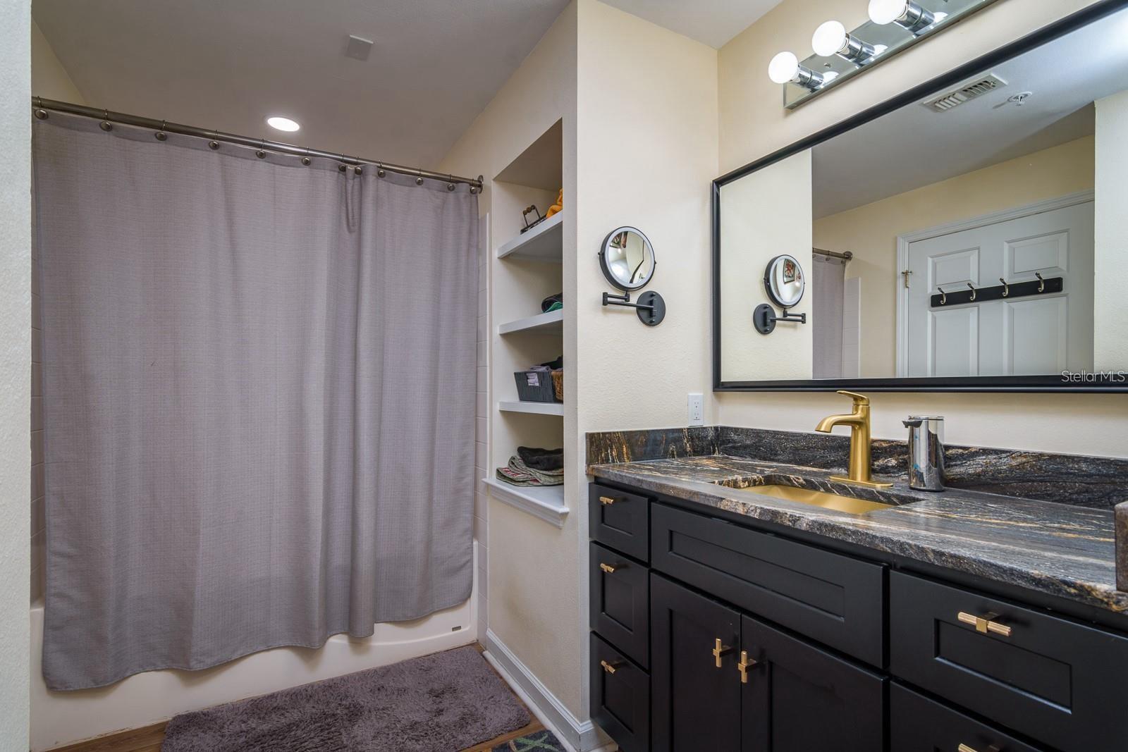 Image 17 of 30 For 345 Bayshore Boulevard 609