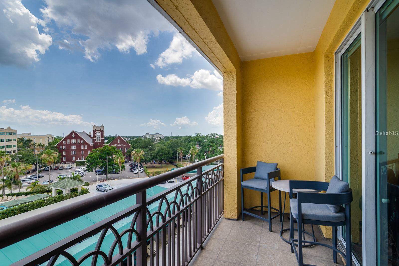 Image 20 of 30 For 345 Bayshore Boulevard 609