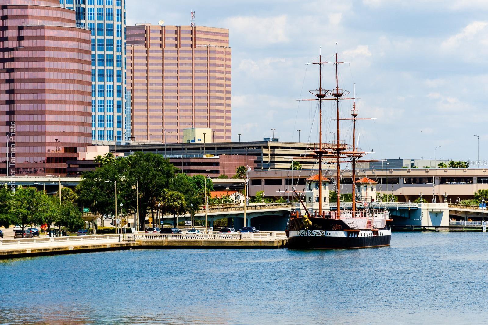 Image 29 of 30 For 345 Bayshore Boulevard 609