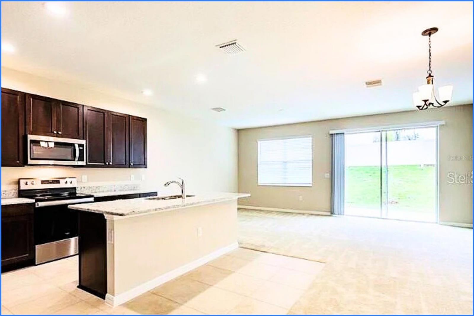 Image 4 of 4 For 6320 Tillandsia Pi