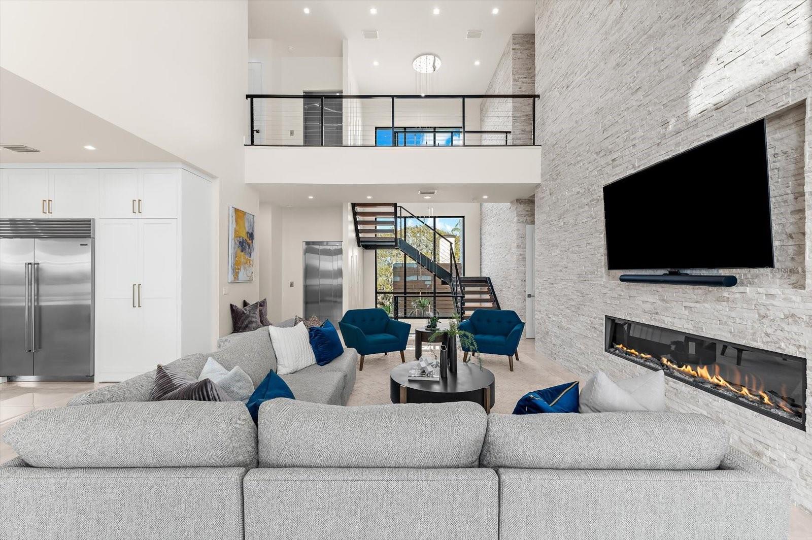 Image 11 of 87 For 402 Hillsborough Street