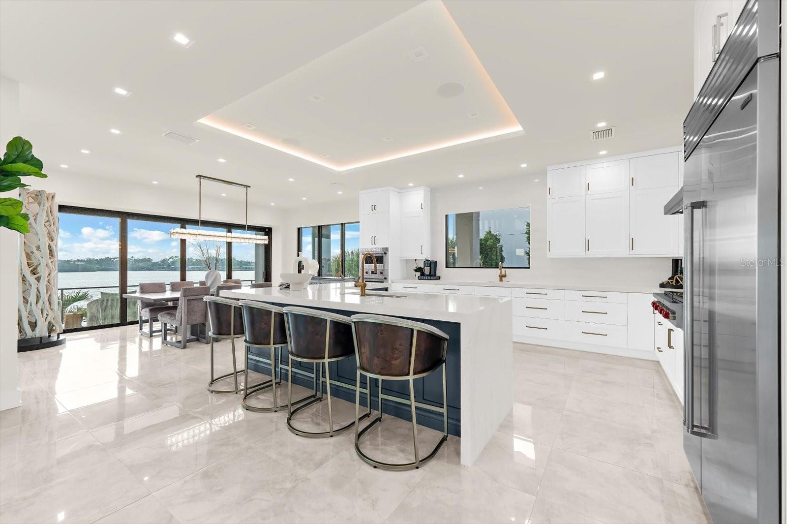 Image 13 of 87 For 402 Hillsborough Street