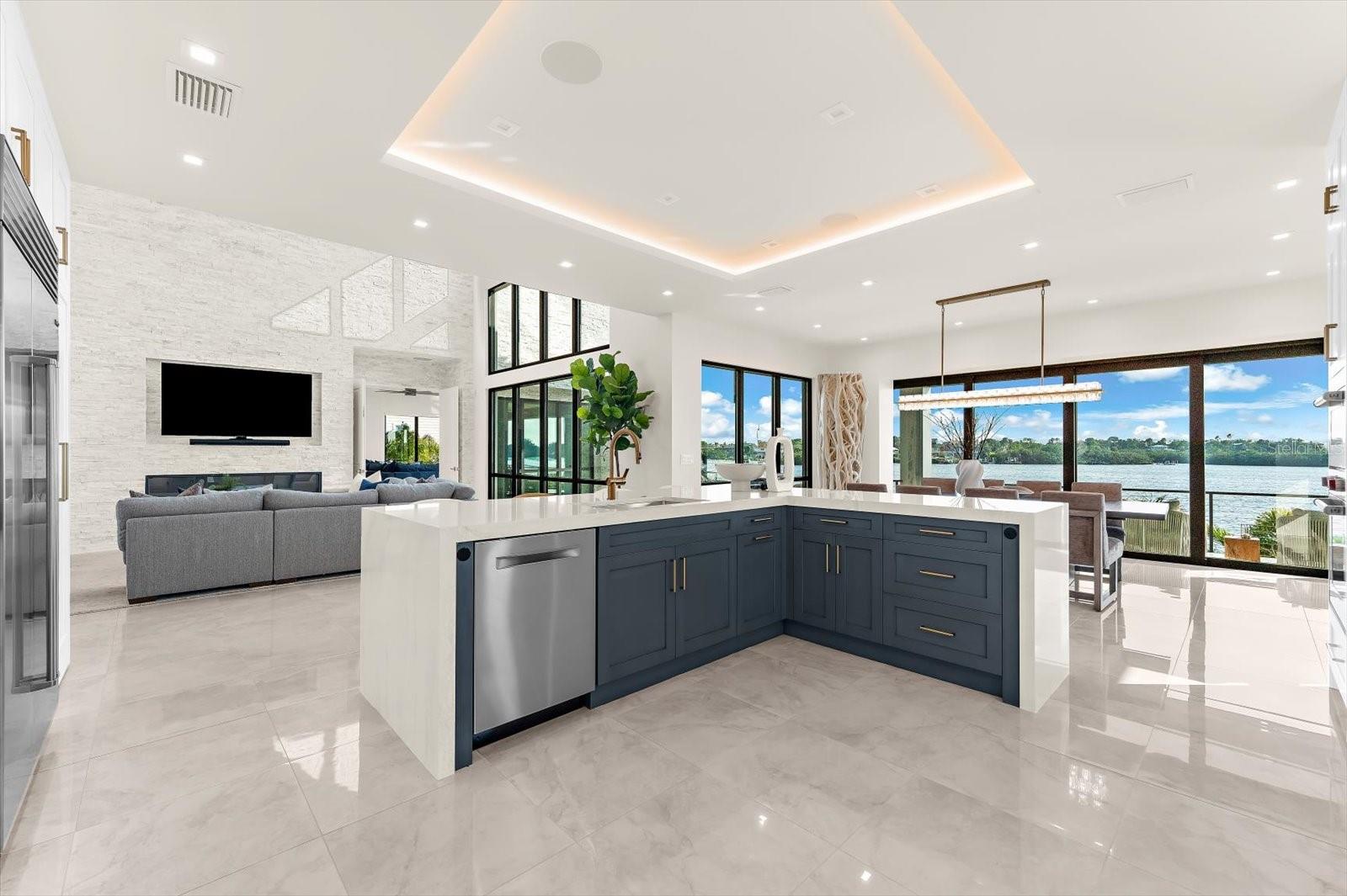 Image 16 of 87 For 402 Hillsborough Street