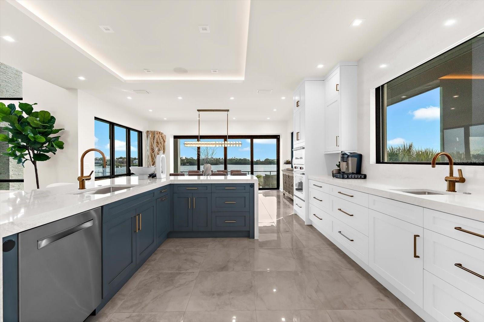 Image 18 of 87 For 402 Hillsborough Street