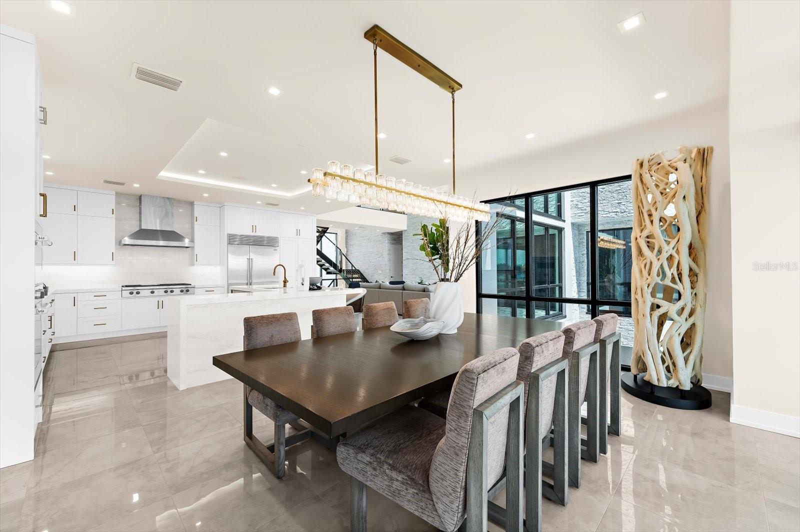 Image 22 of 87 For 402 Hillsborough Street