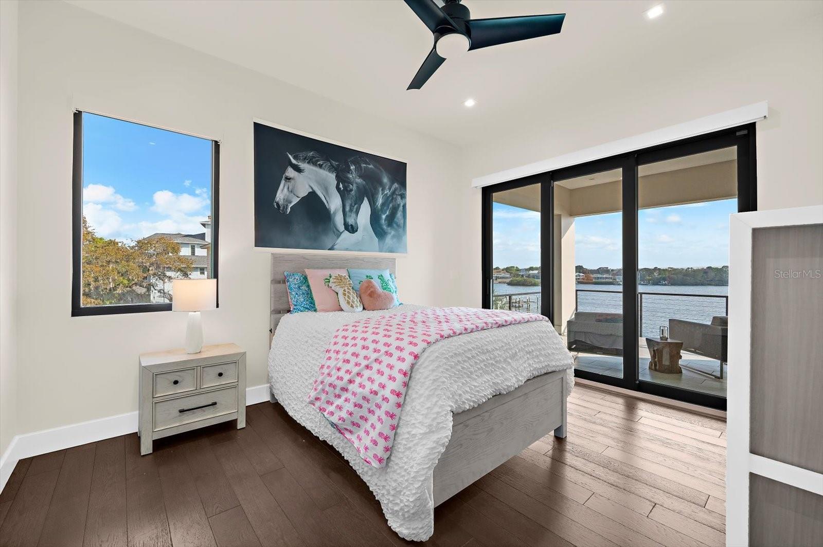 Image 45 of 87 For 402 Hillsborough Street