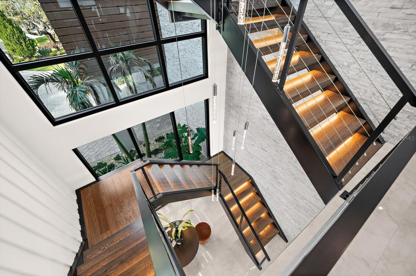 Image 5 of 87 For 402 Hillsborough Street