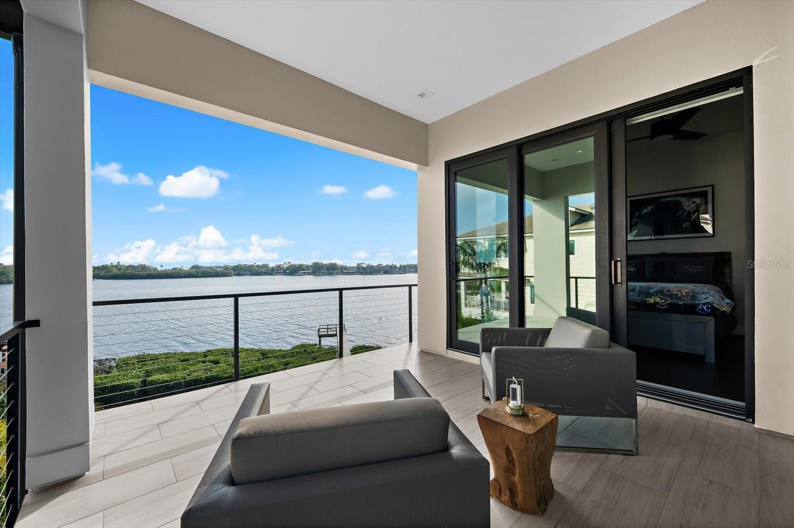 Image 51 of 87 For 402 Hillsborough Street