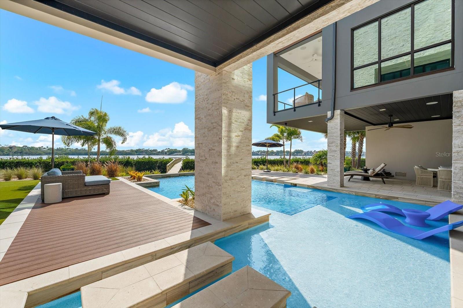 Image 61 of 87 For 402 Hillsborough Street