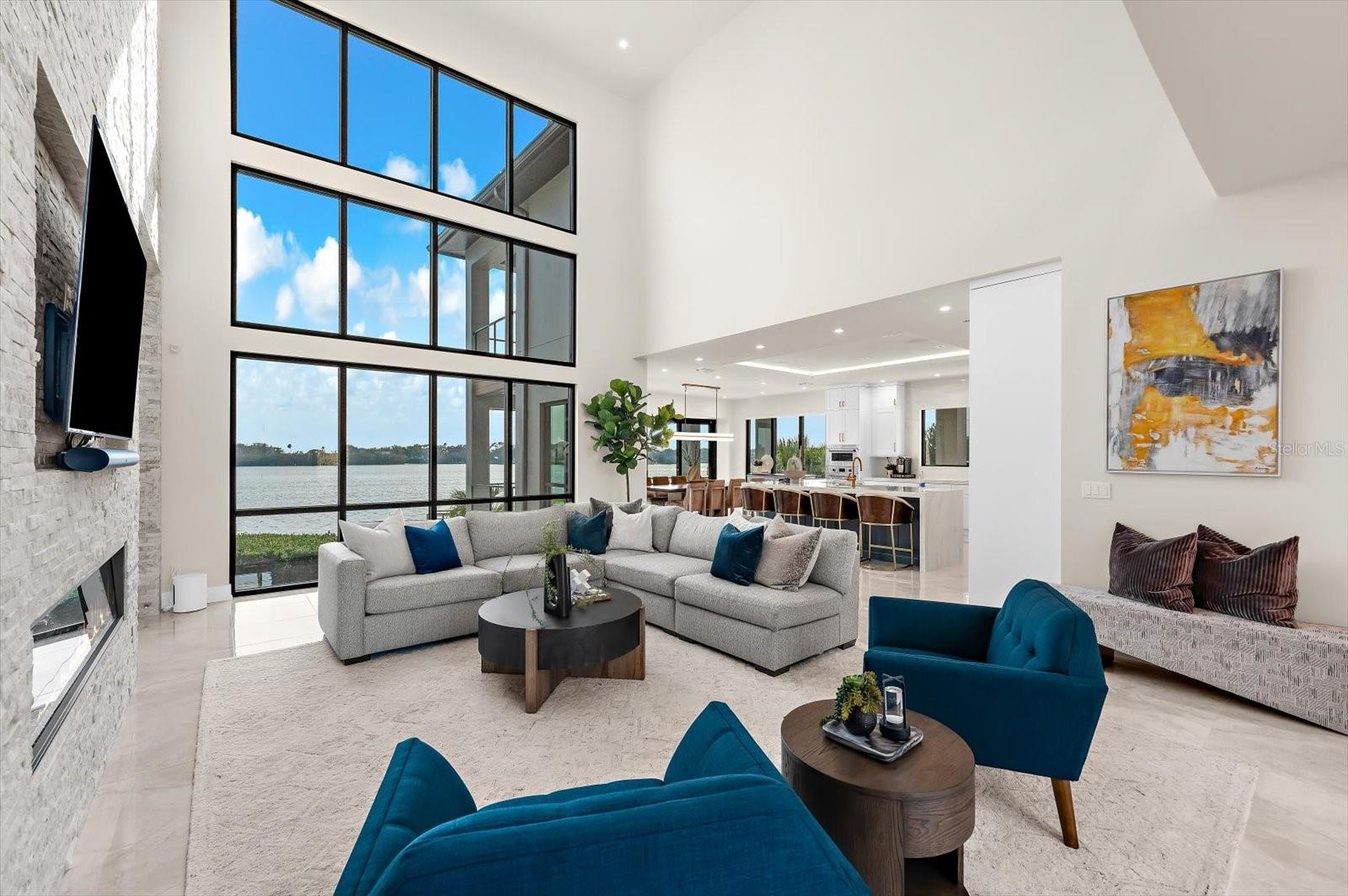 Image 7 of 87 For 402 Hillsborough Street