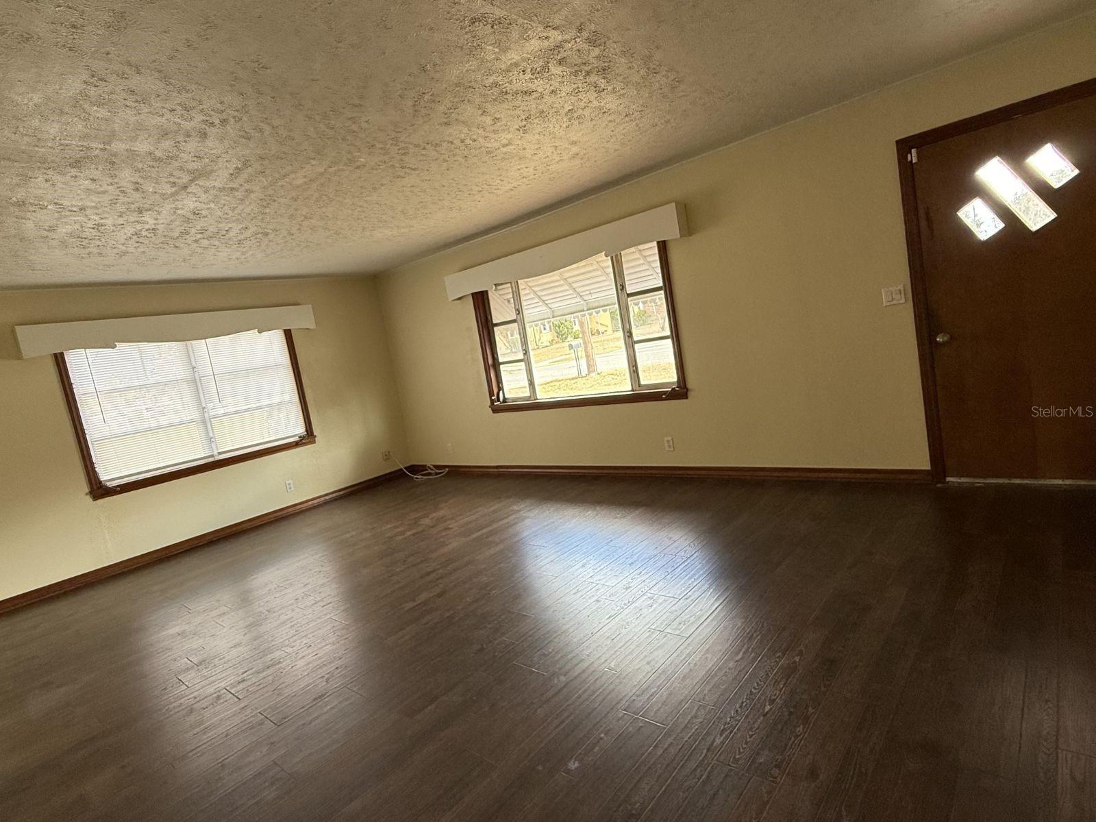 Image 3 of 32 For 13725 10th Street