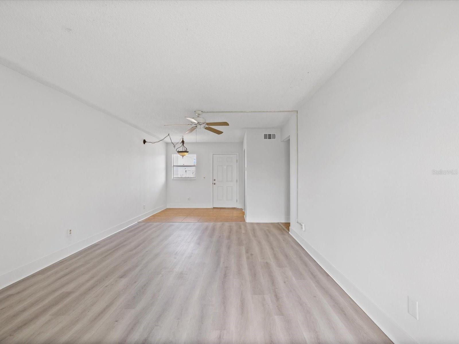 Image 15 of 45 For 5135 Gemstone Drive 103