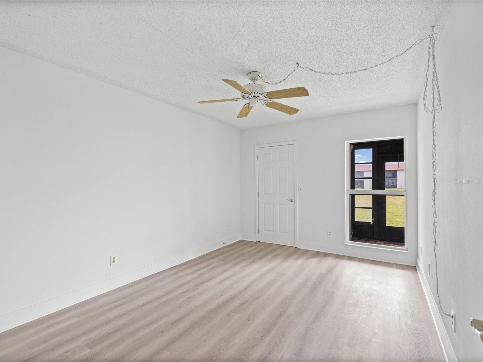 Image 16 of 45 For 5135 Gemstone Drive 103