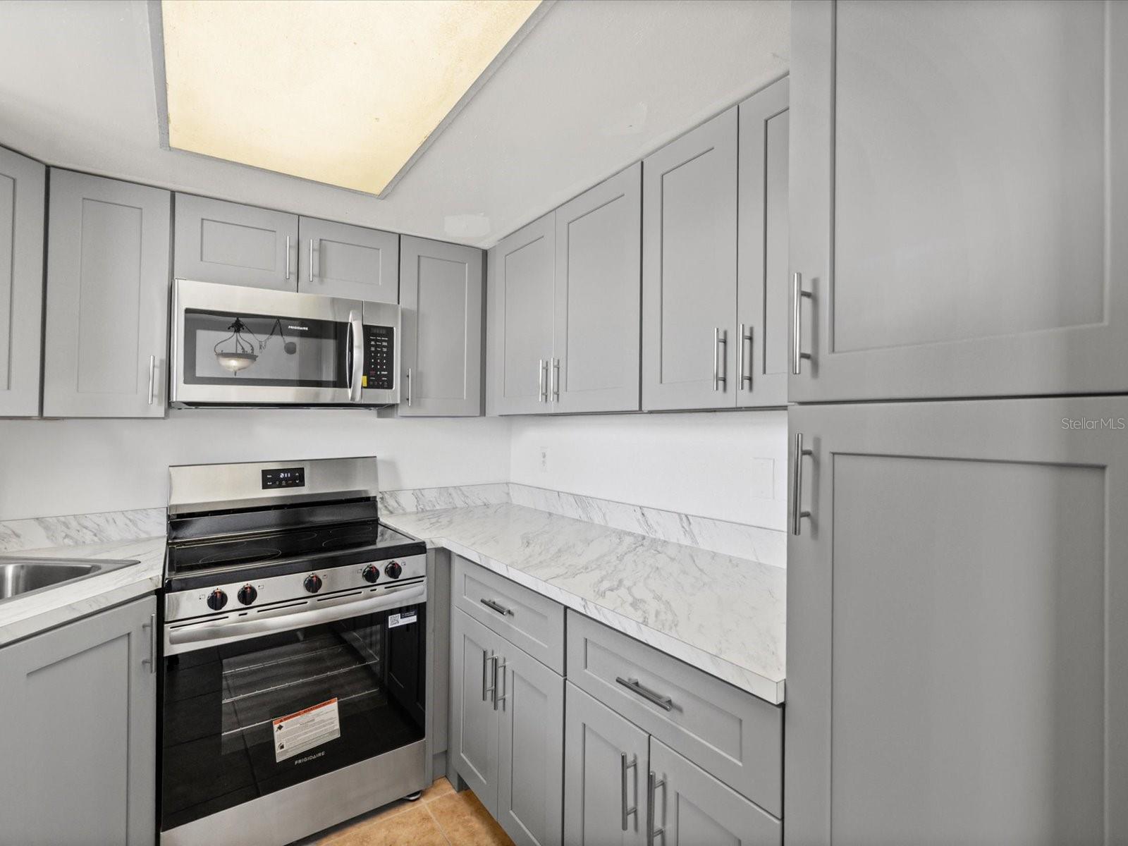 Image 8 of 45 For 5135 Gemstone Drive 103