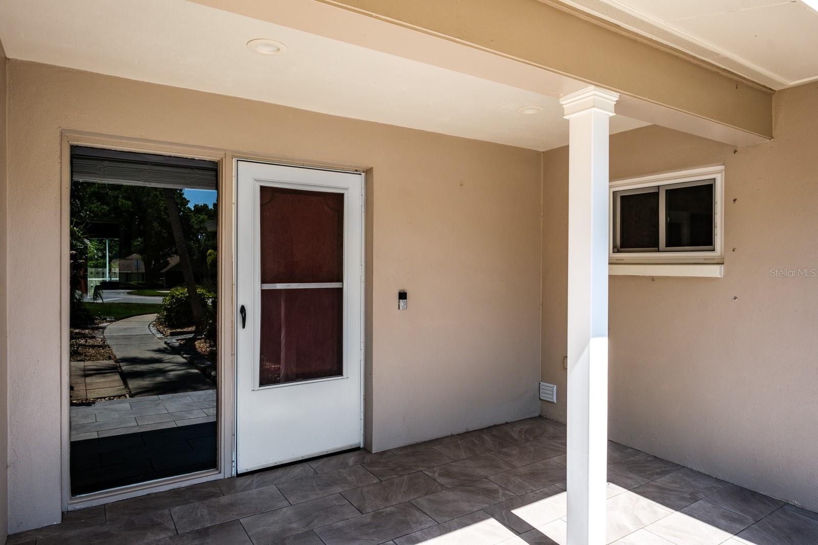 Image 15 of 87 For 75 Woodcutter Lane