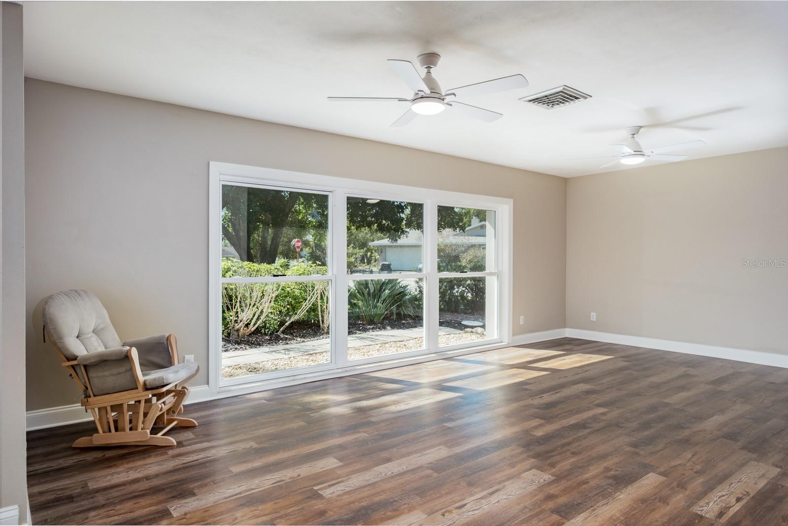 Image 21 of 87 For 75 Woodcutter Lane