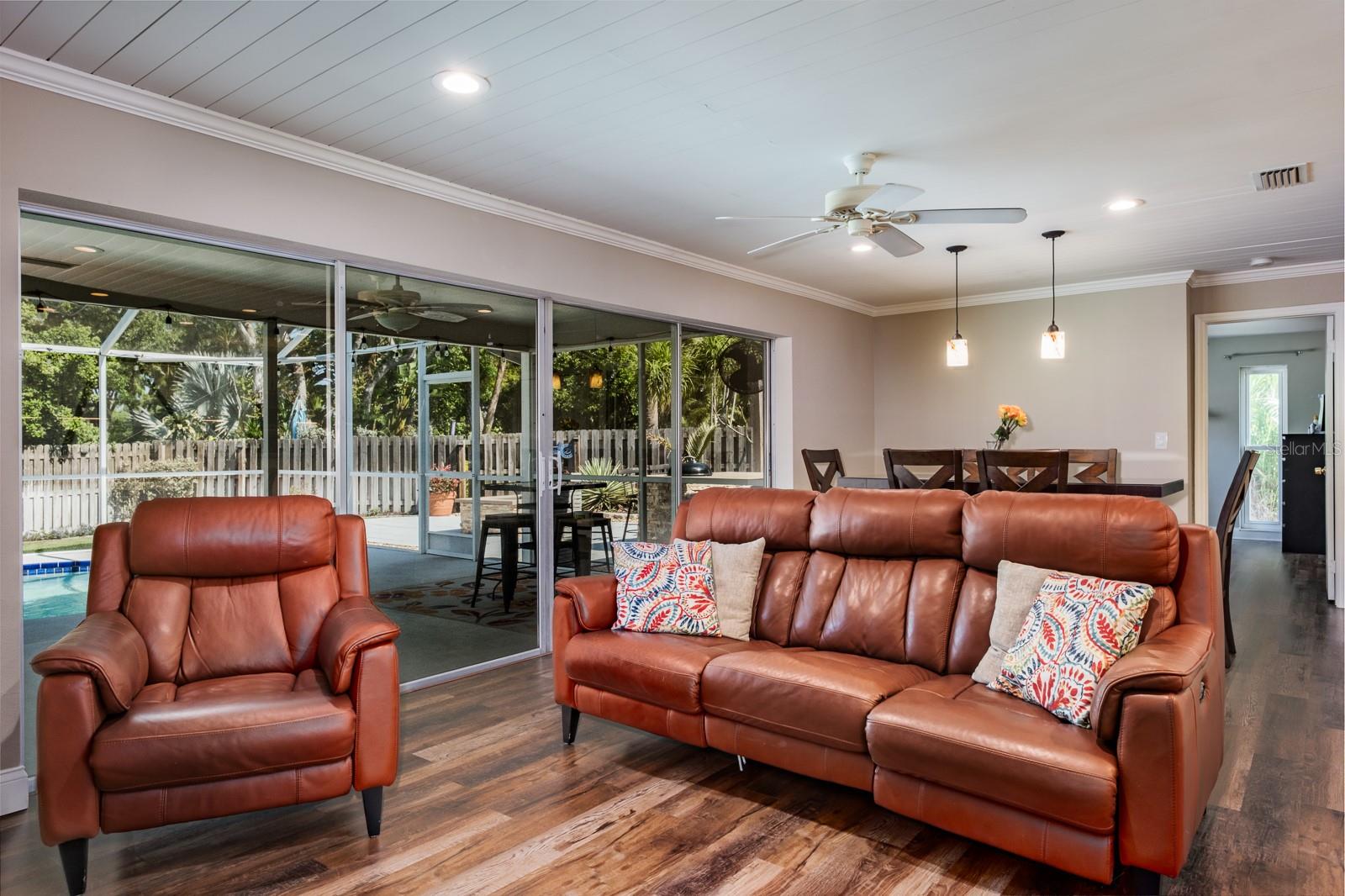 Image 36 of 87 For 75 Woodcutter Lane