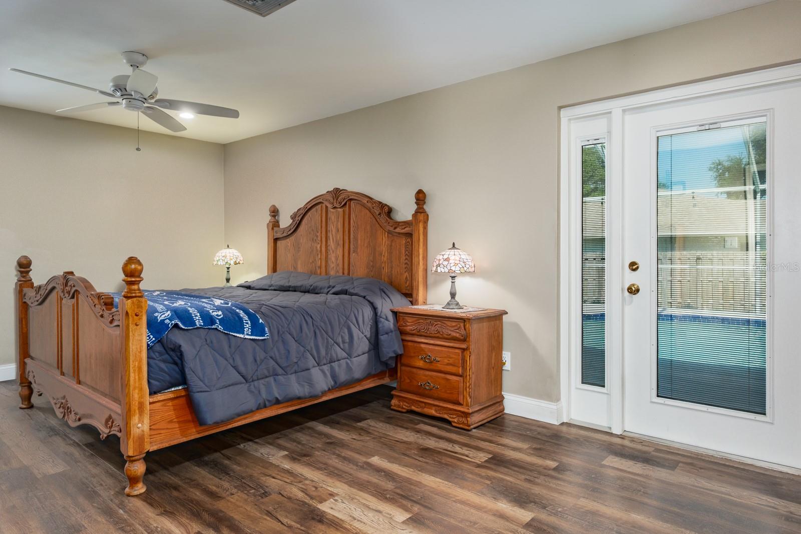 Image 40 of 87 For 75 Woodcutter Lane