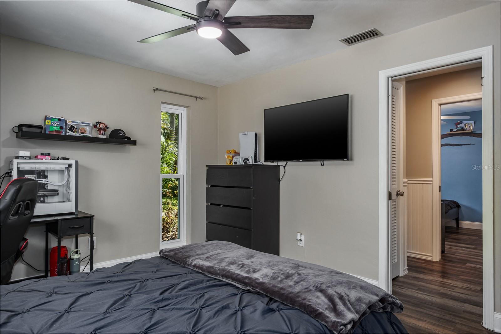 Image 50 of 87 For 75 Woodcutter Lane