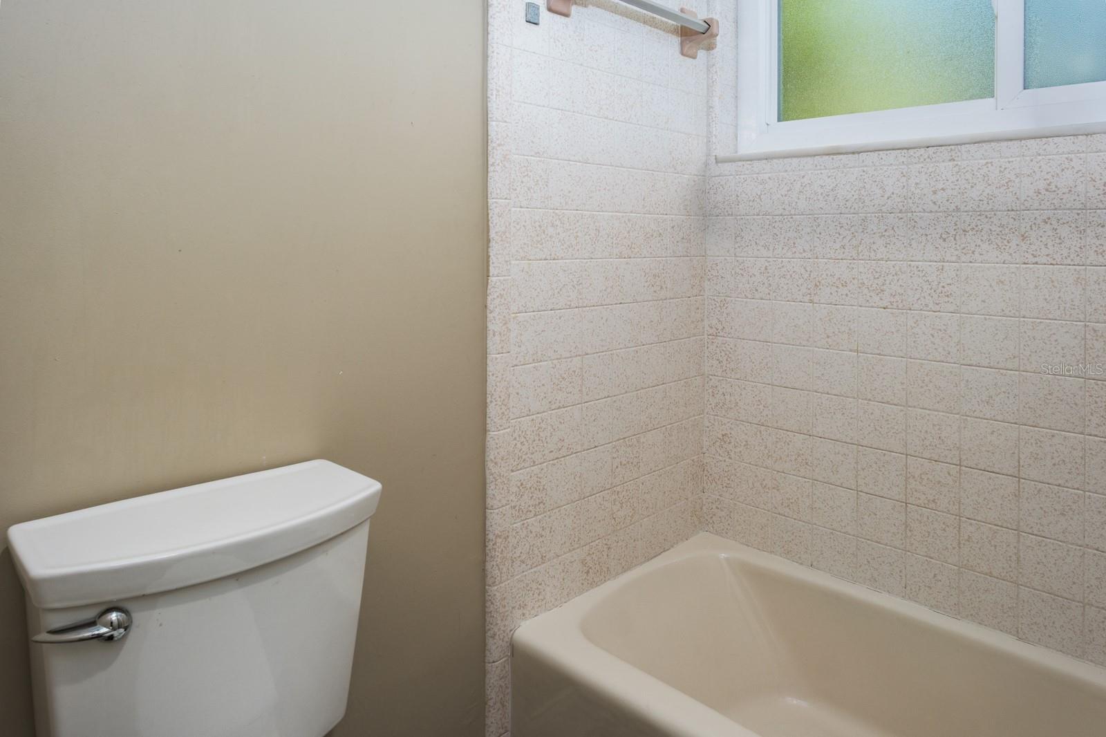 Image 52 of 87 For 75 Woodcutter Lane