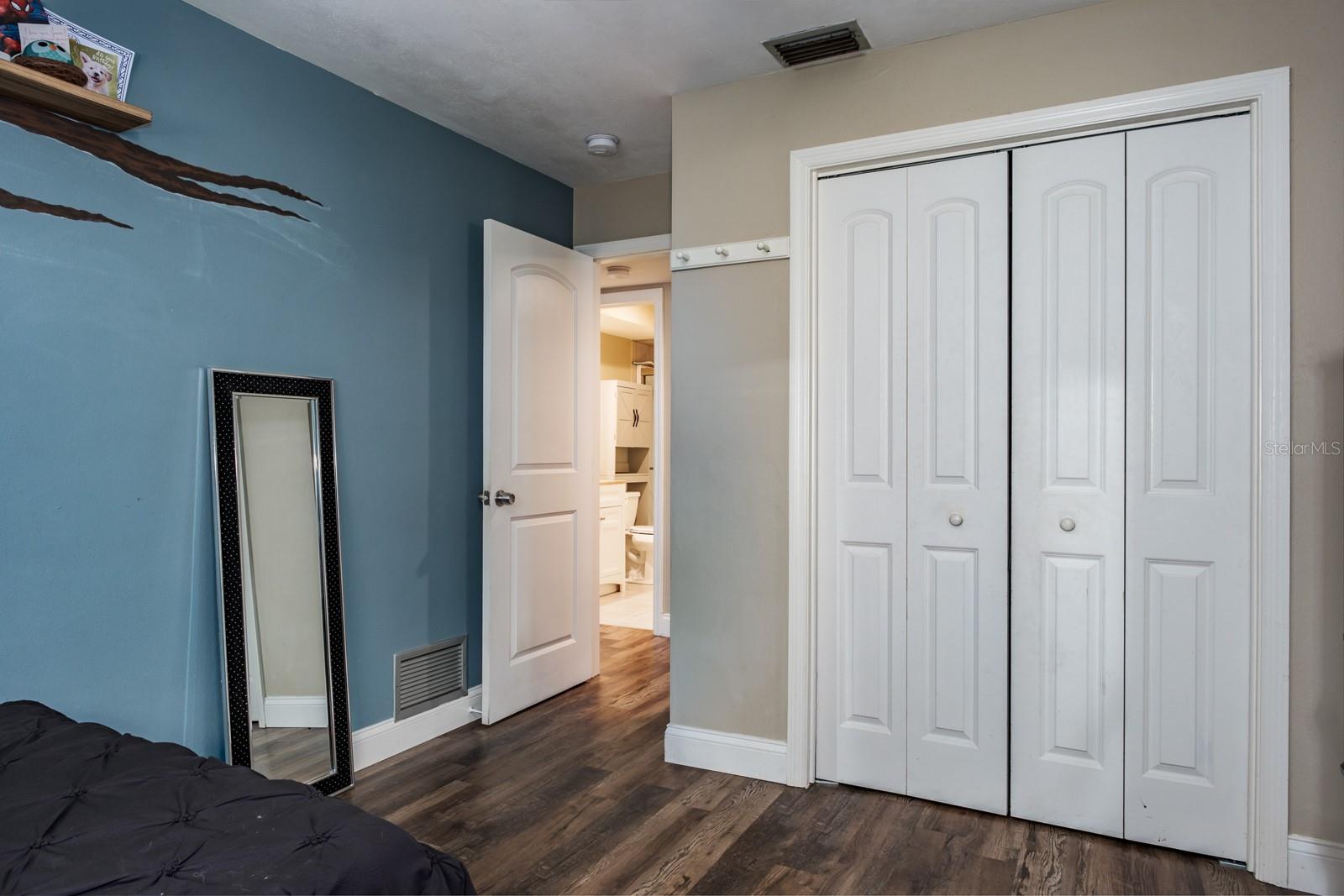 Image 55 of 87 For 75 Woodcutter Lane