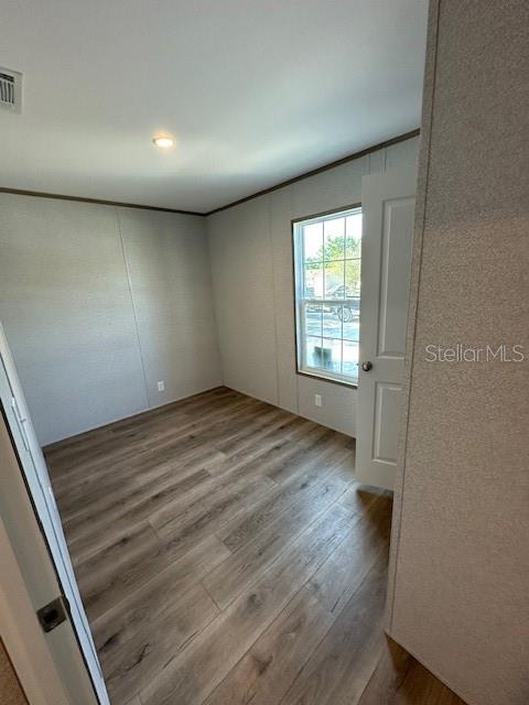 Listing photo id 14 for 16136 Chancas Street