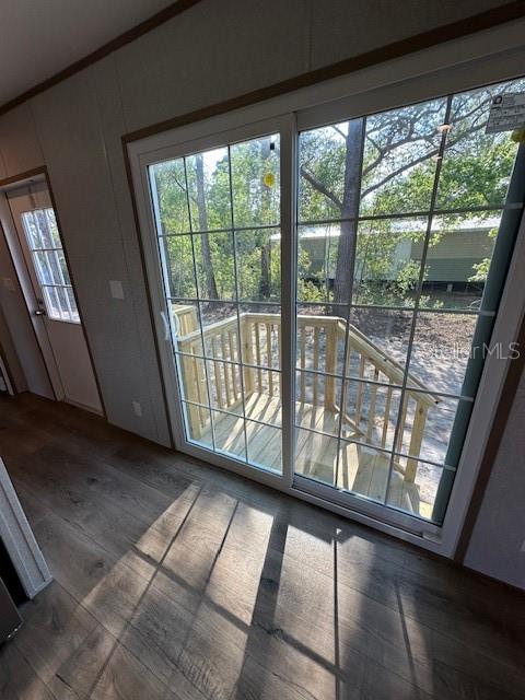 Listing photo id 24 for 16136 Chancas Street