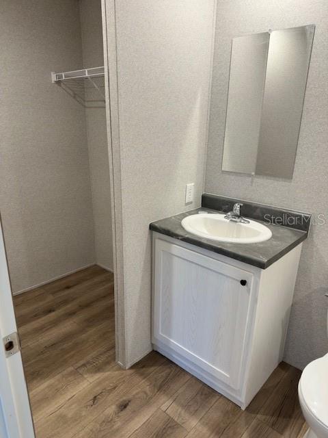 Listing photo id 1 for 16136 Chancas Street