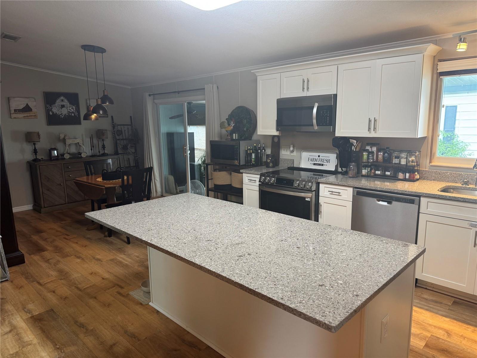 Image 5 of 25 For 1001 Starkey Road 310