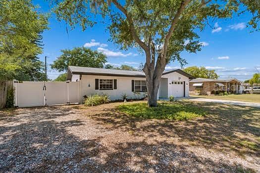 Image 10 of 70 For 2115 Philippe Parkway