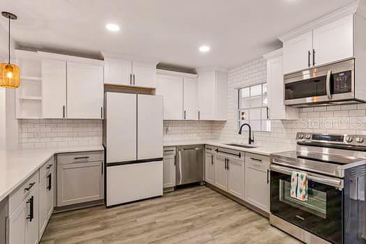 Image 19 of 70 For 2115 Philippe Parkway