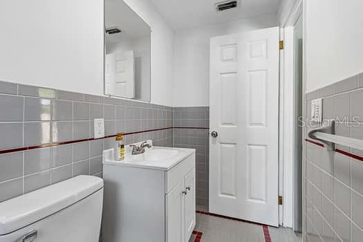 Image 47 of 70 For 2115 Philippe Parkway