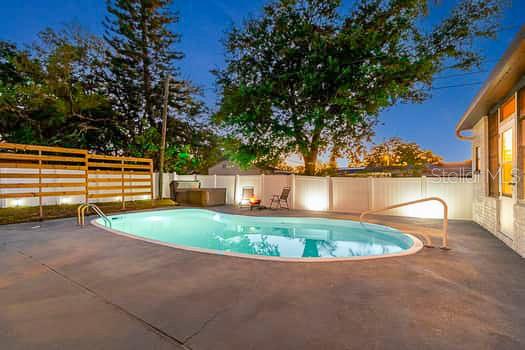 Image 5 of 70 For 2115 Philippe Parkway