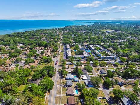 Image 52 of 70 For 2115 Philippe Parkway