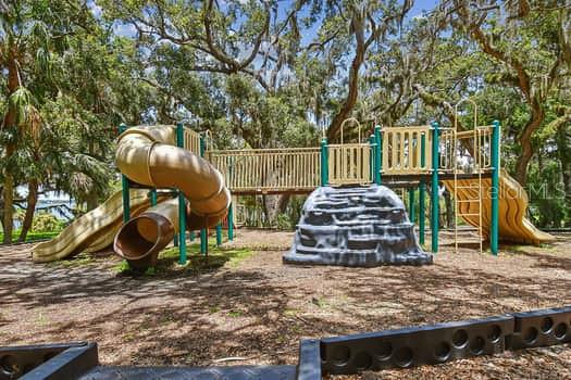 Image 64 of 70 For 2115 Philippe Parkway