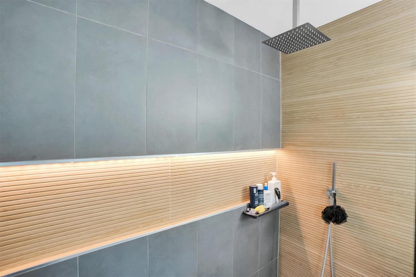 Image 22 of 40 For 5909 4th Avenue N