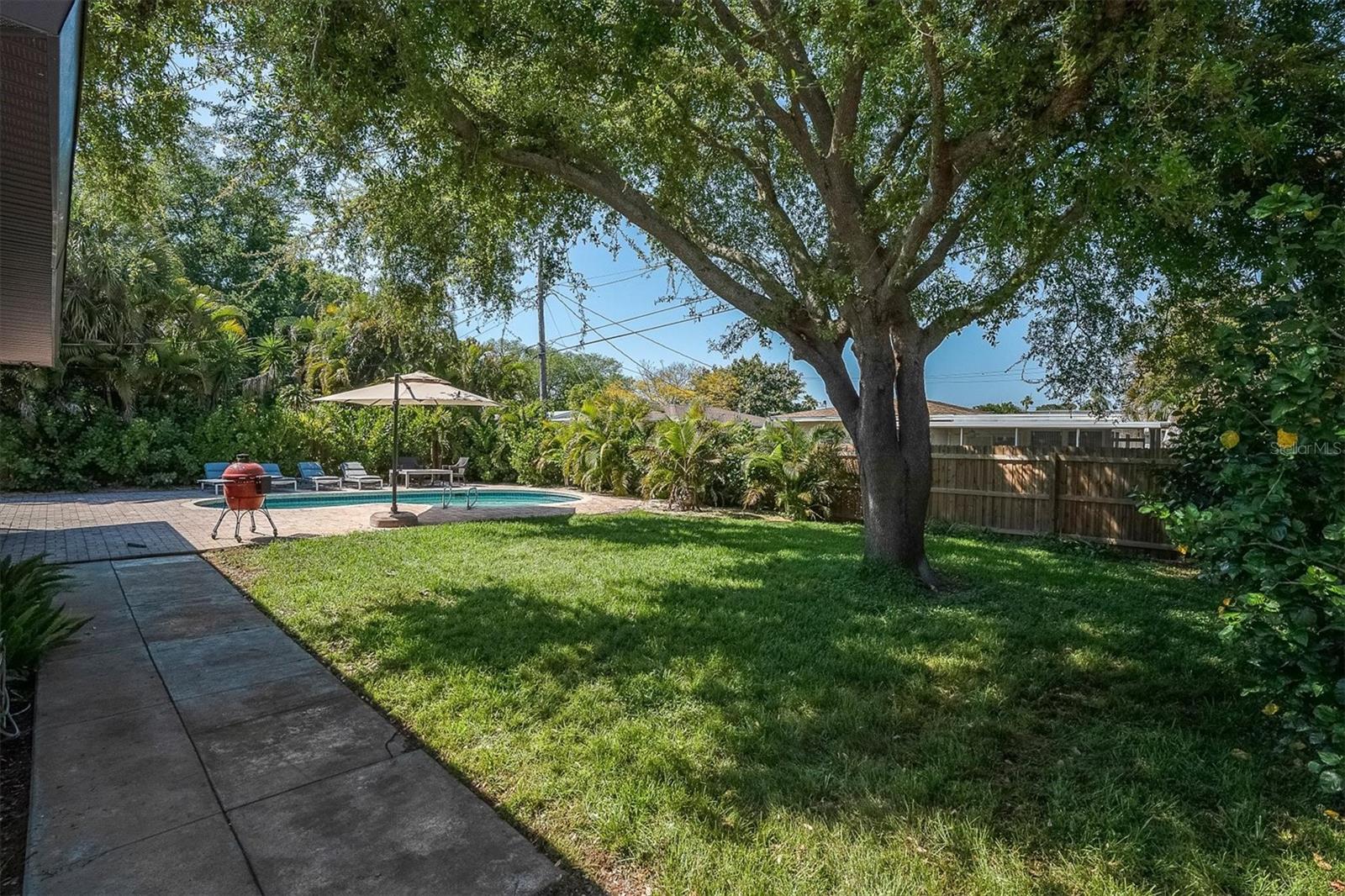 Image 32 of 40 For 5909 4th Avenue N