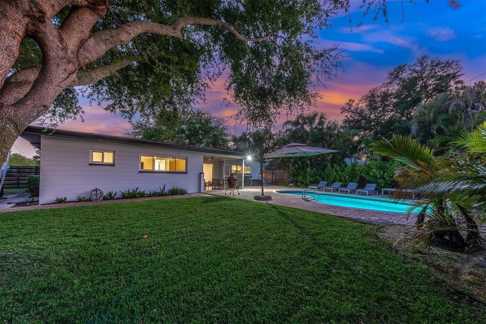 Image 4 of 40 For 5909 4th Avenue N