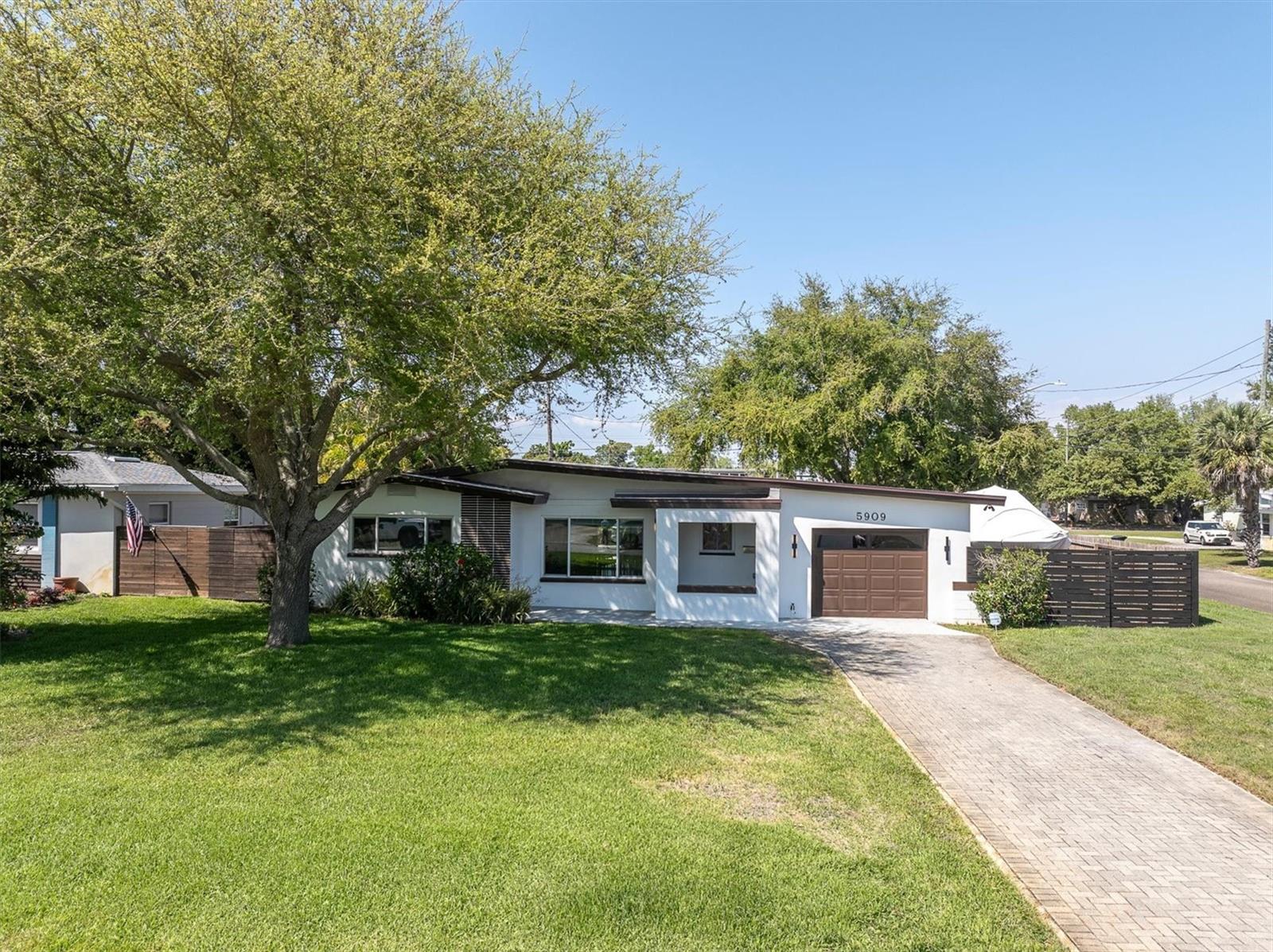 Image 40 of 40 For 5909 4th Avenue N