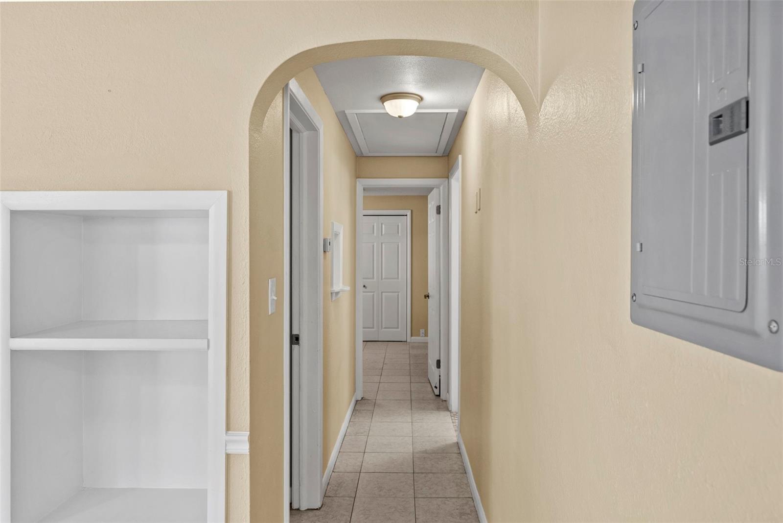 Image 13 of 38 For 1193 & 1195 Bass Boulevard