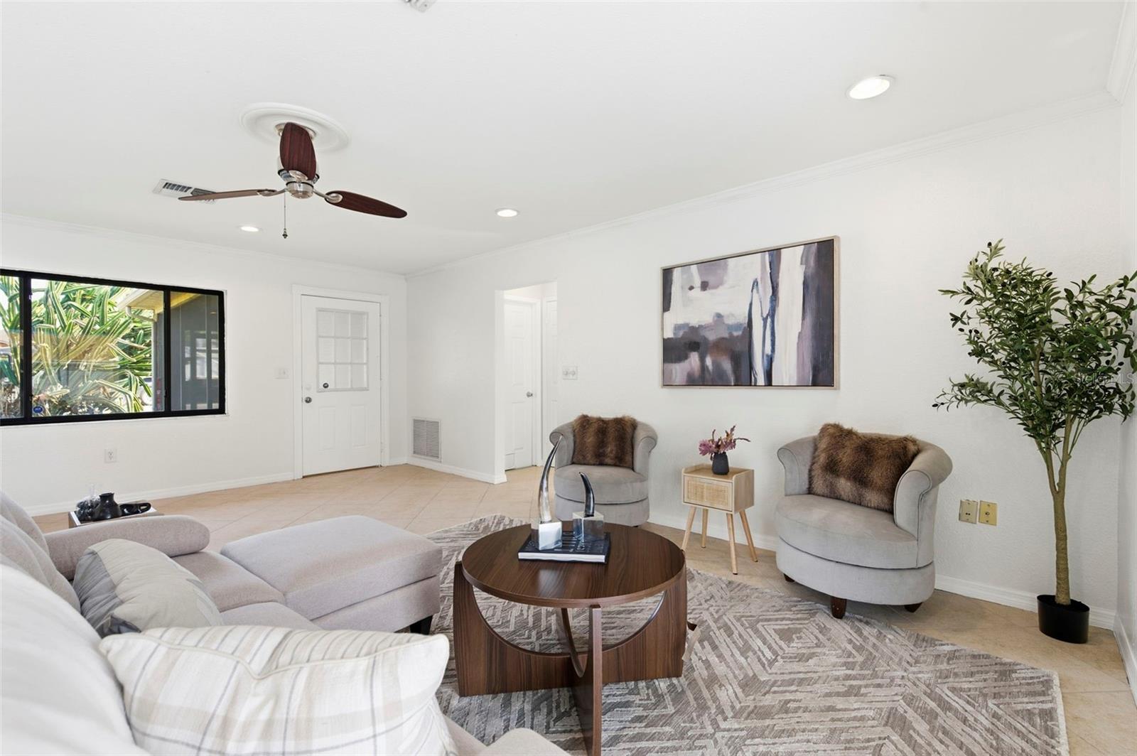 Image 10 of 54 For 4225 Dristol Avenue