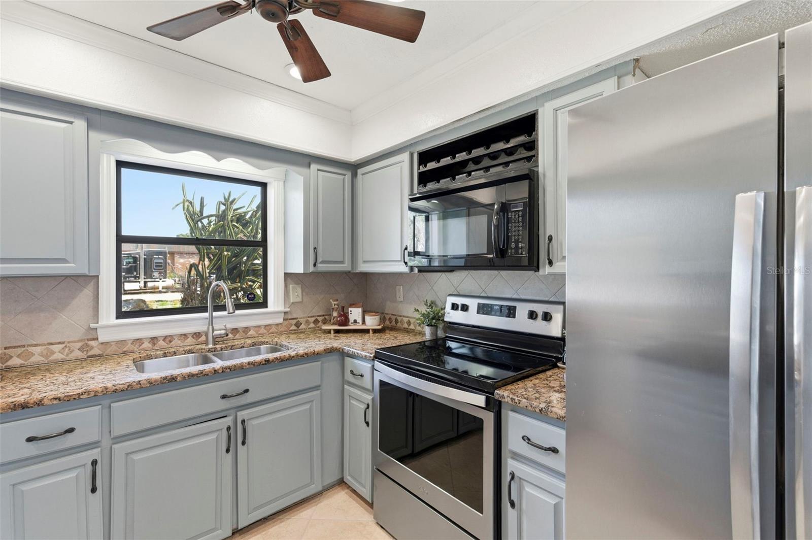 Image 13 of 54 For 4225 Dristol Avenue