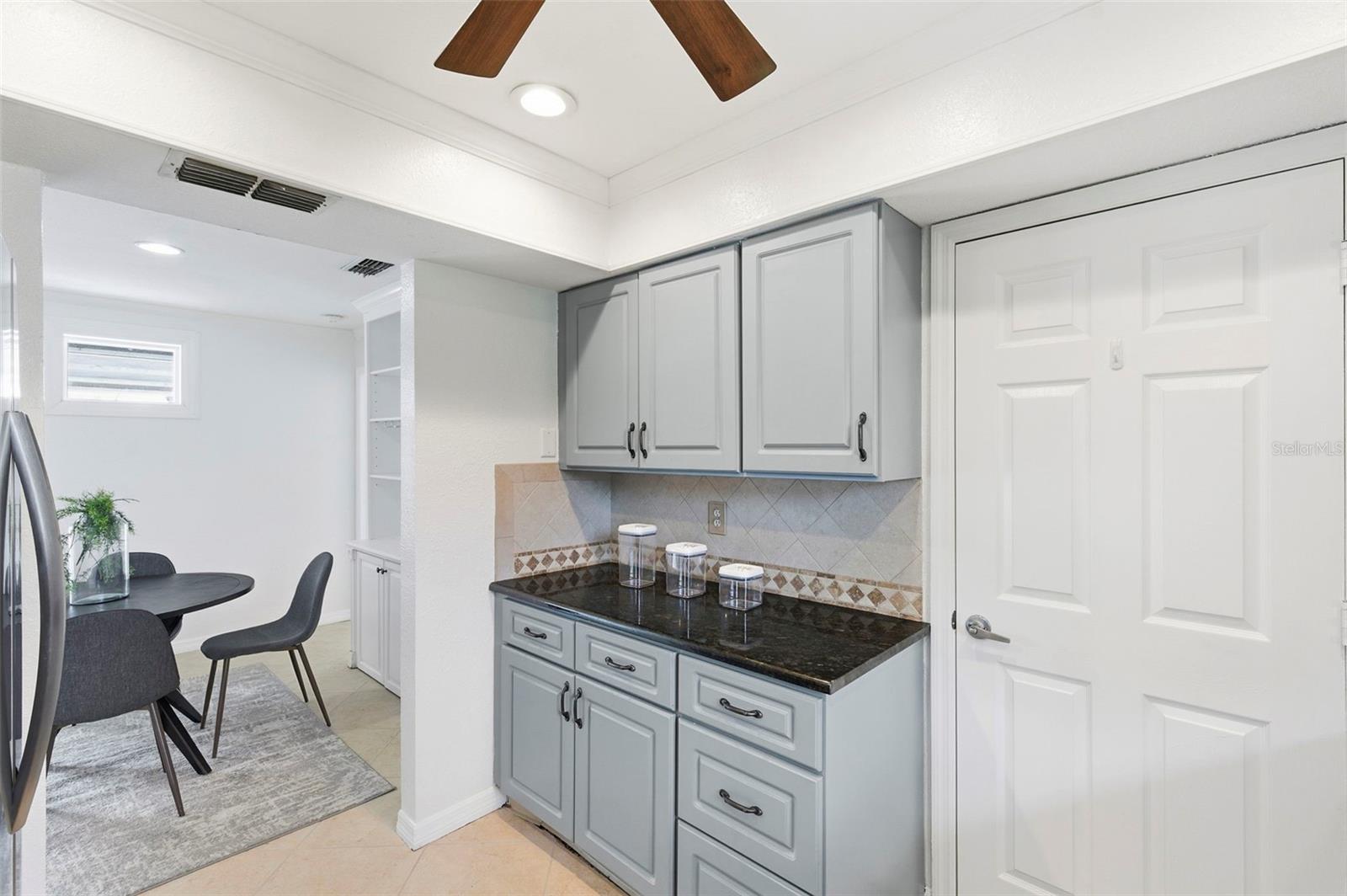 Image 16 of 54 For 4225 Dristol Avenue