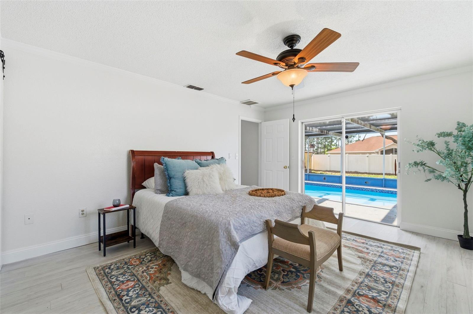 Image 21 of 54 For 4225 Dristol Avenue