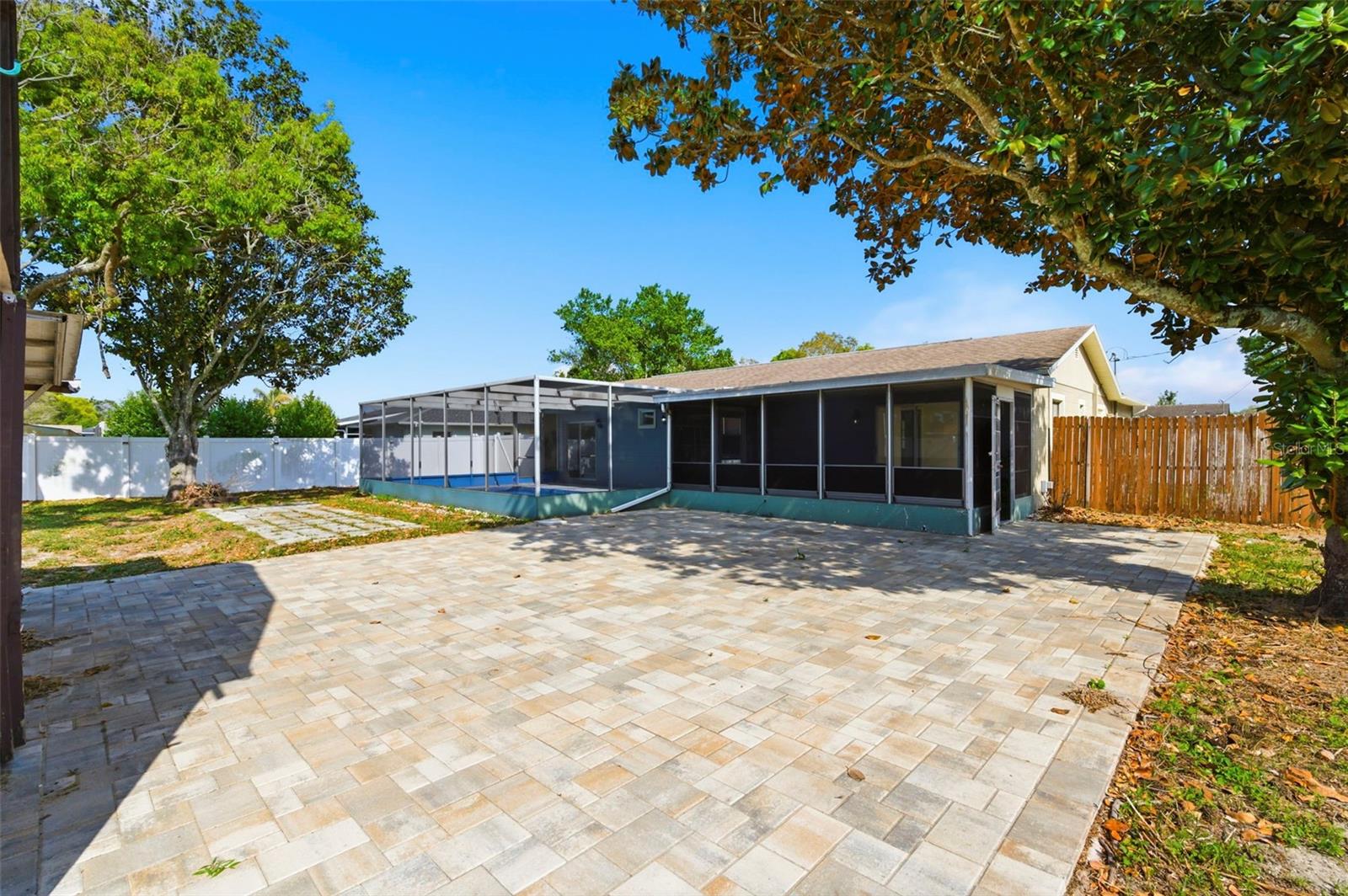 Image 36 of 54 For 4225 Dristol Avenue