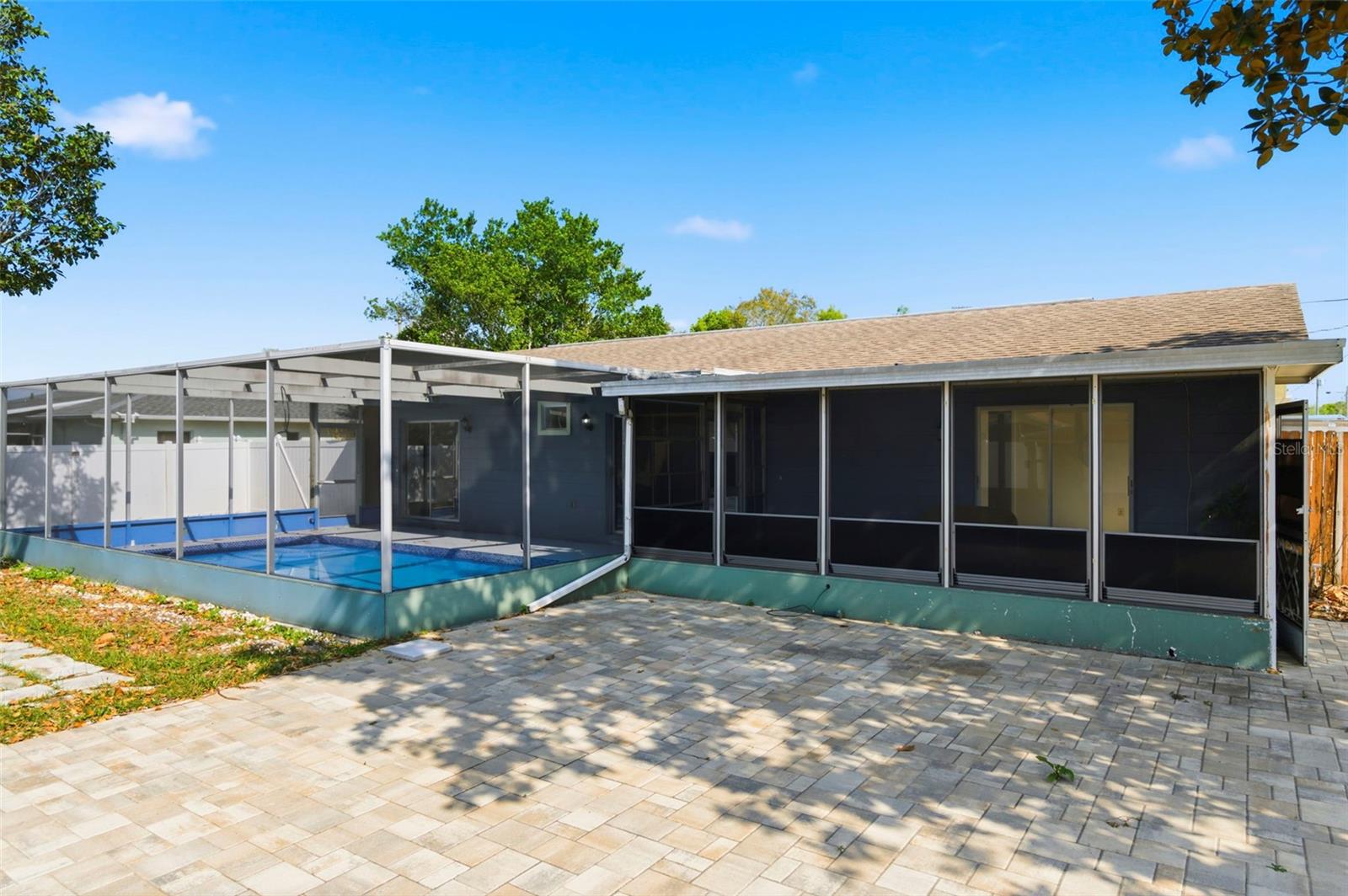 Image 37 of 54 For 4225 Dristol Avenue